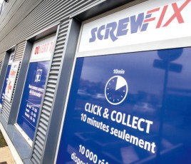 Entrée d'un dépôt Screwfix en France.