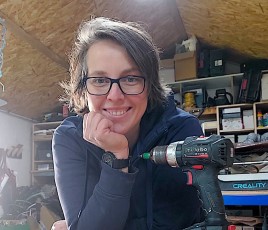 La menuisière du village ! Une interview rare de Mariette Copeaux and Co