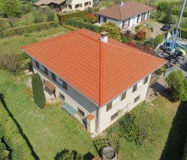 Erlus_Tuile_Forma_rouge_vieilli_69_CHARLY