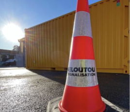 Panneau de signalisation routière pour les chantiers - Kiloutou Signalisation