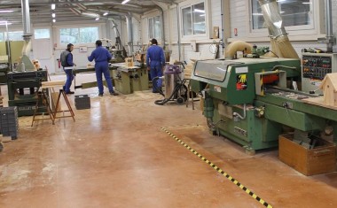 Atelier de fabrication de menuiseries industrielles