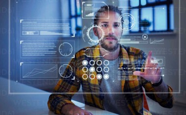 Hologramme IA et business man.