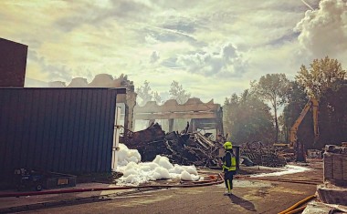 Renaître de ses cendres : la fin du récit de l’incendie qui a ravagé l’entrepôt de First Plast