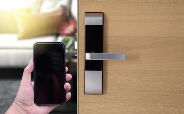 Système d'ouverture de porte connectée.