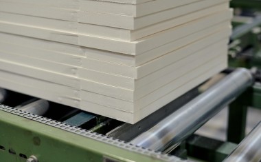 Tout savoir sur le polystyrène extrudé ou XPS : Comment le fabrique-t-on ?