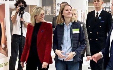 Agnès Pannier-Runacher chez Leroy Merlin.