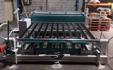 Asturienne - Découpeuse de tables à plomb.