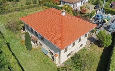 Erlus_Tuile_Forma_rouge_vieilli_69_CHARLY