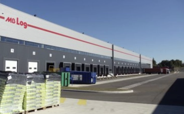 Plateforme logistique du groupe Mr.Bricolage dans le Lot.