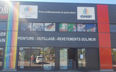 Façade d'une agence Hamelin Décor.