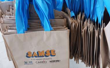 Salon Samse 2024, sacs en tissu recyclé.