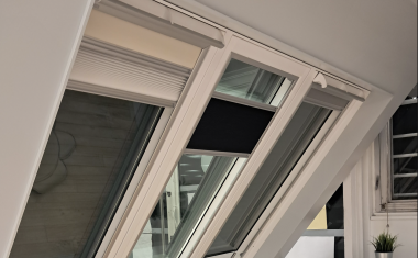 Showroom d'Asturienne consacré exclusivement à la marque danoise Velux, dans l'agence de Bègles (Gironde).