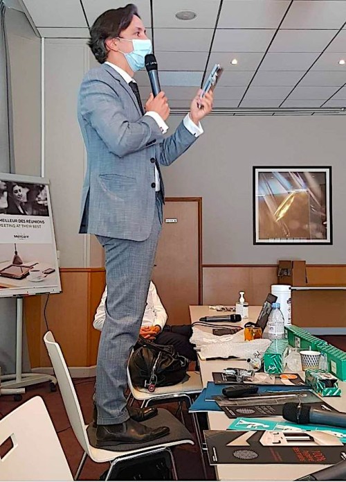 Thierry Vivier comme Keating