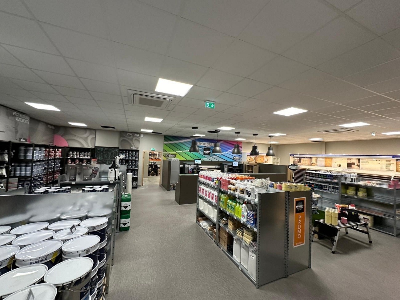 Showroom Séguret Décoration, Millau (Aveyron).