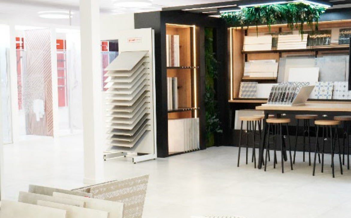 Showroom Grandbains rénové de Bourg-en-Bresse (Ain).